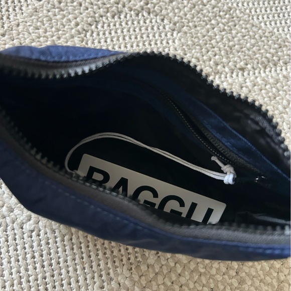 BAGGU Mini Nylon Shoulder Bag in Navy - Picture 5 of 5